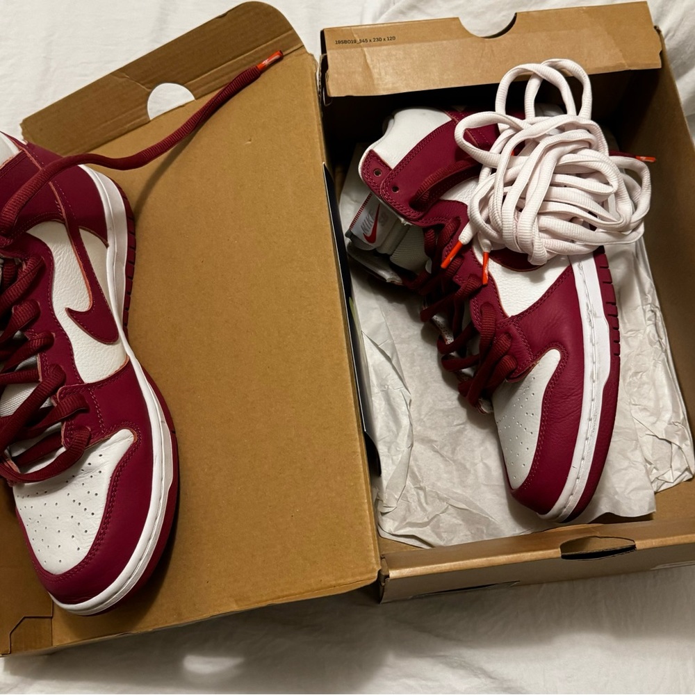 Nike dunk high SB ISO beetroot men’s size 11.5